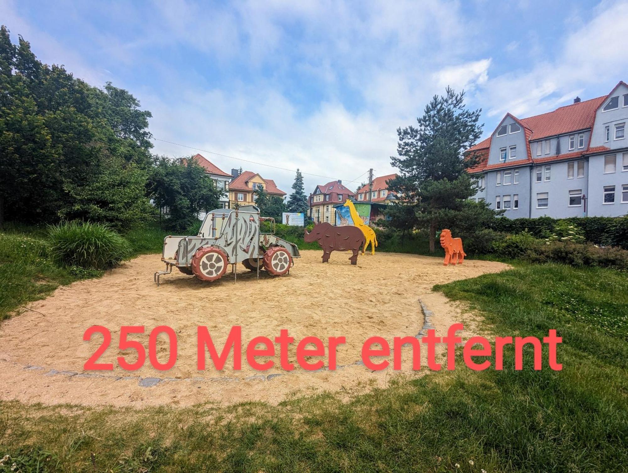 Fewo Urban Gotha-Apartment Ekhof- Am Schlosspark- Parken An Der Der Tuer- Barrierefrei, 900 Meter Zum Bahnhof - Wallbox Ngoại thất bức ảnh