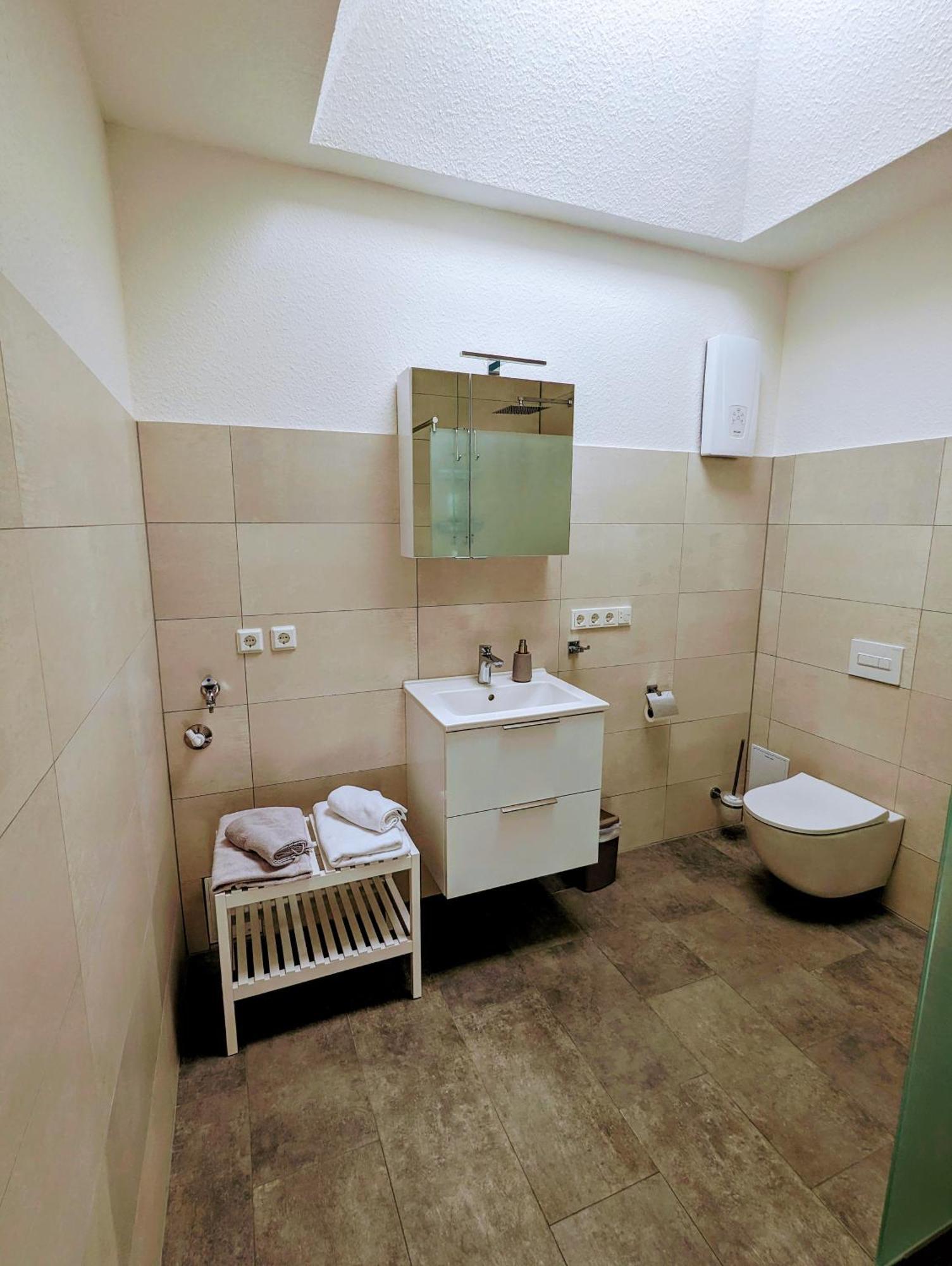 Fewo Urban Gotha-Apartment Ekhof- Am Schlosspark- Parken An Der Der Tuer- Barrierefrei, 900 Meter Zum Bahnhof - Wallbox Ngoại thất bức ảnh